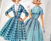 1960s Vintage Sewing Pattern - McCalls 5482 - Teens Full Skirt Dress and Two Dickies / Size 9 Bust 30.5