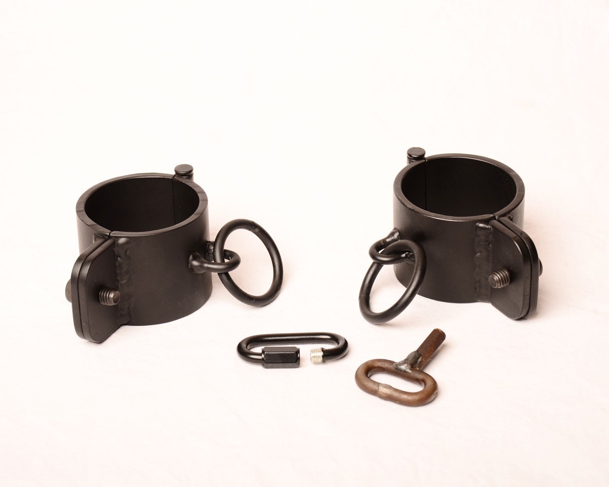 Custom iron wrist cuffs shackles. by midnightblue69 on Etsy