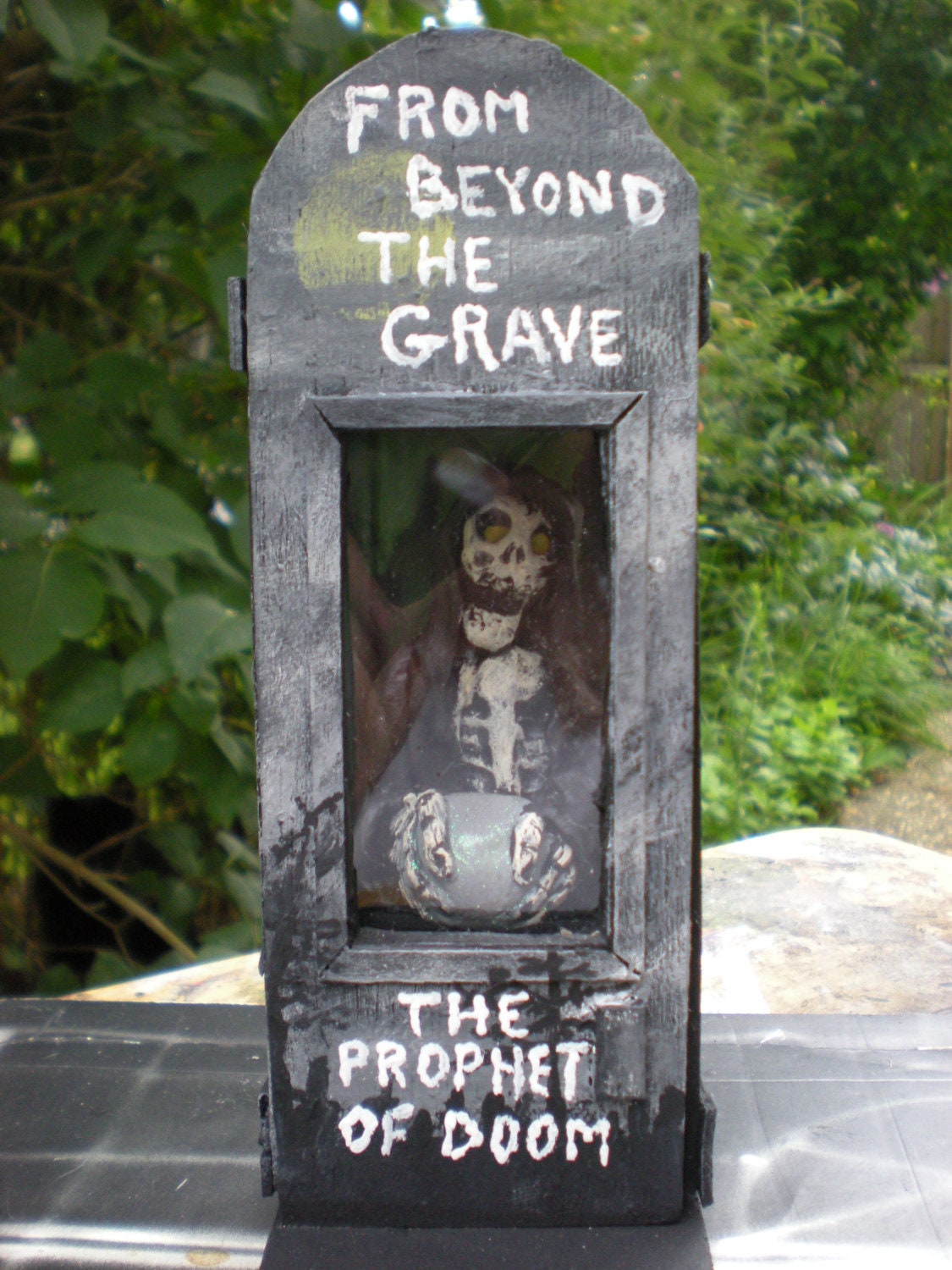 Beyond the grave fortune teller