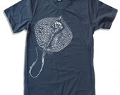 Mens STINGRAY T-Shirt american apparel S M L XL (17 Colors Available)
