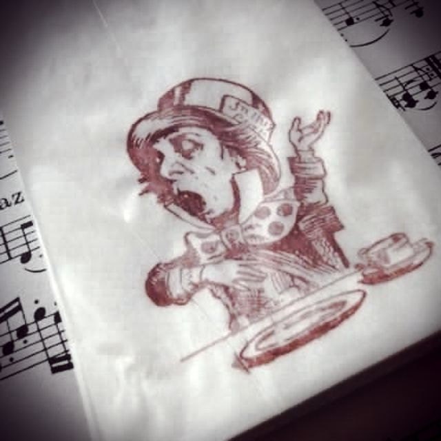 Alice in Wonderland, Mad Hatter Treat Bags, A Set of 8