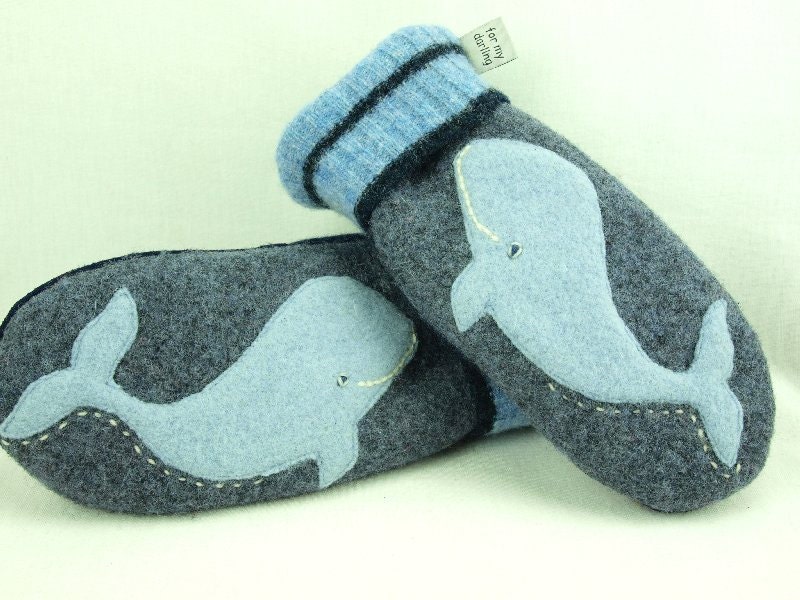 Felt Mittens Whale Recycled Mittens Fleece Lined Mittens Blue Whale Applique Leather Palm Eco Friendly Size M