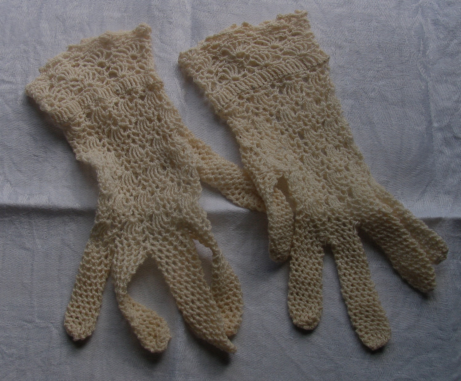 Vintage Lace Crochet Ivory White Gloves