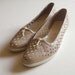 1980s perforated comfy wedge slip-ons / beige / size 9