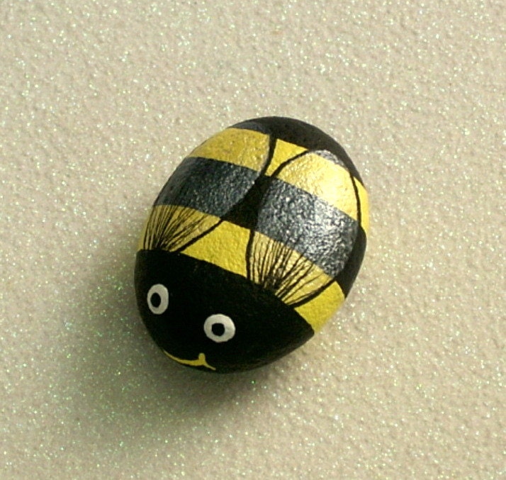 Bumble bee, painted rock, June garden, yellow, black, honey bee, whimsical garden decor, handmade by Rockartiste
