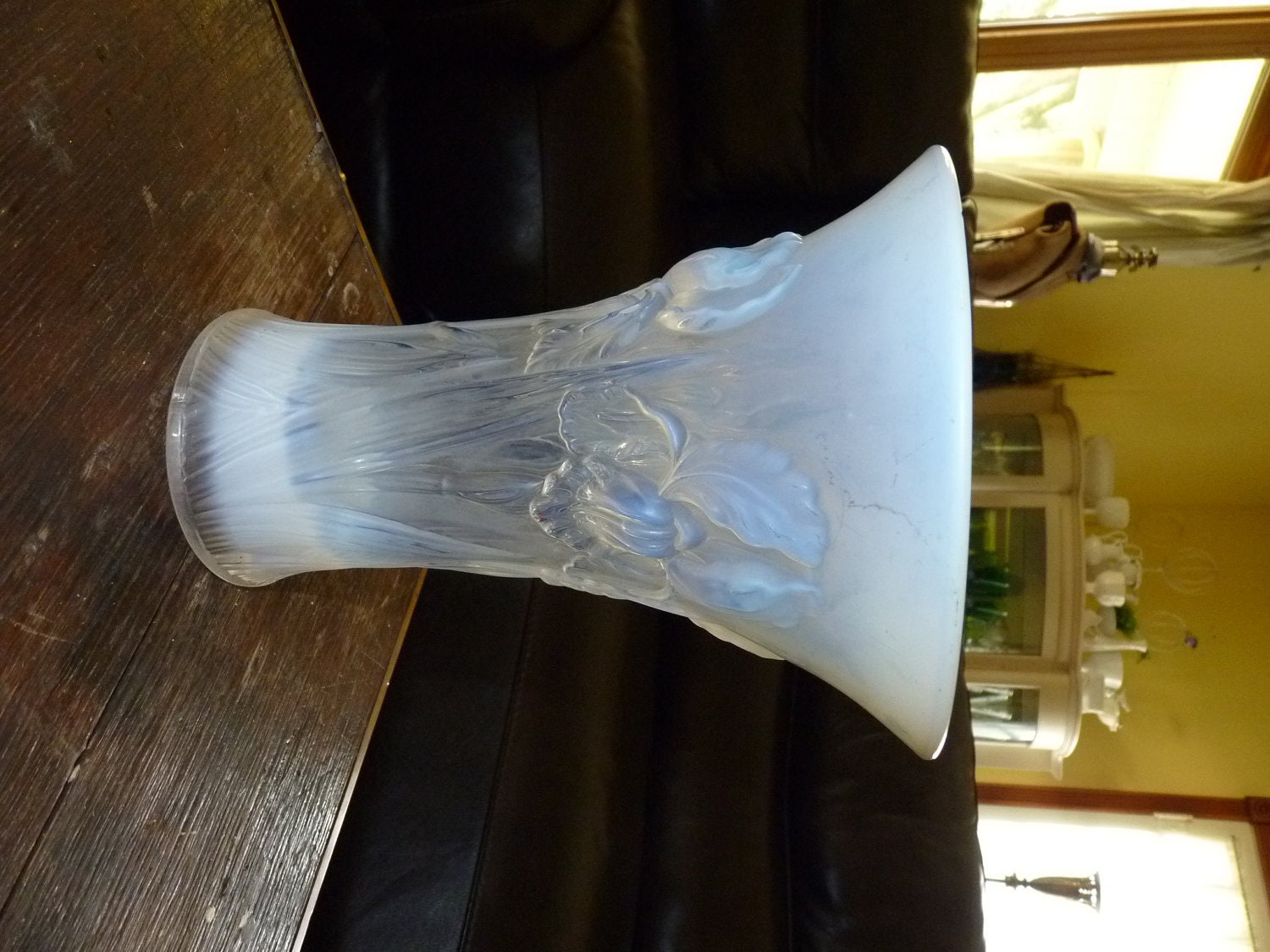 LALIQUE style OPALESCENT VASE 1930s Josef Inwald for Barolac