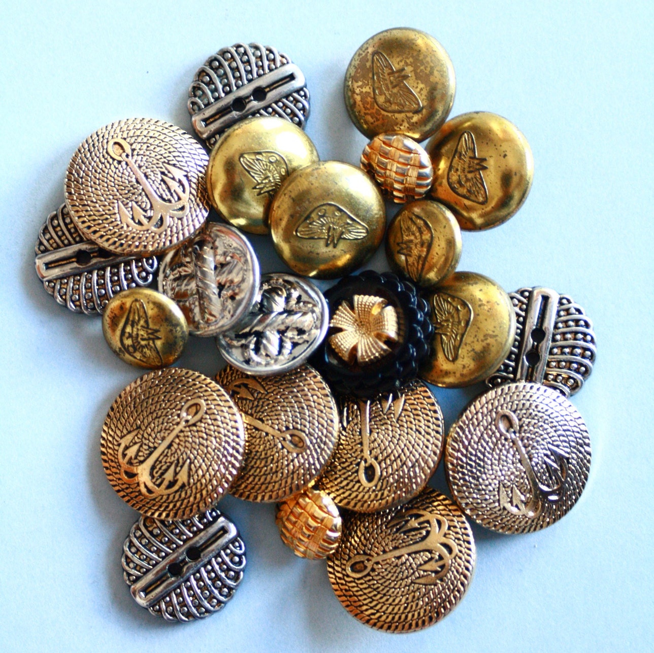 VINTAGE NAVY BUTTONS //// Assorted Metal and plastic Buttons