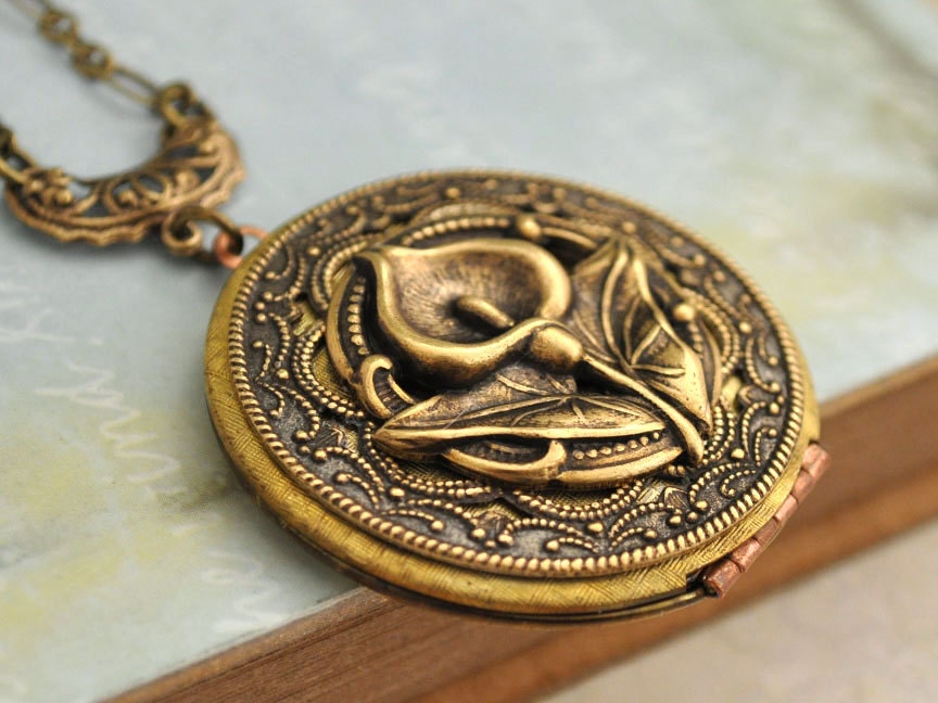 CALLA LILY antiqued brass vintage locket neklace