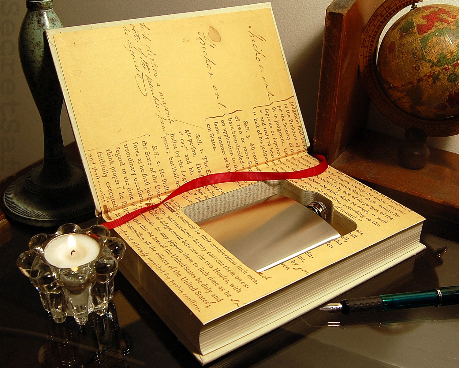Hollow Book Safe & Flask - MIRACLE AT PHILADELPHIA The Story of the Constitutional Convention (Flask Included)