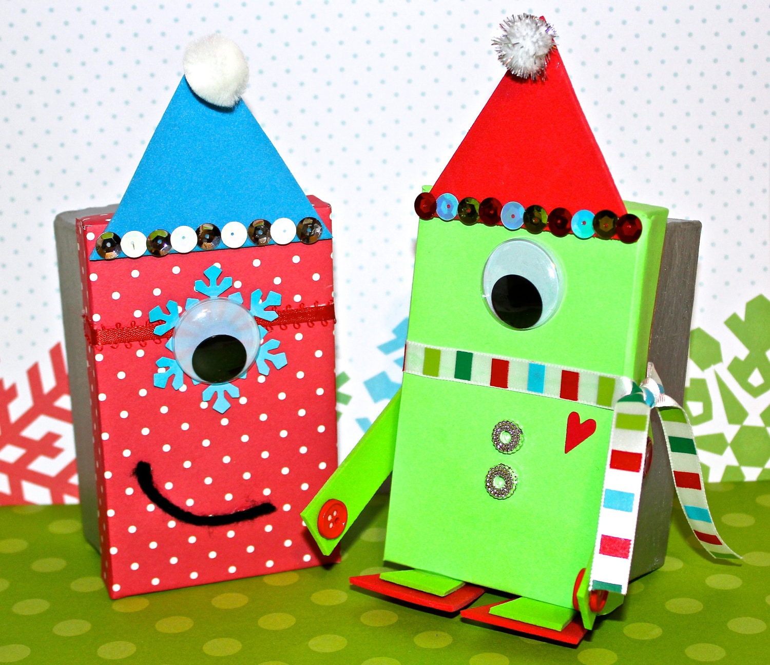 Holiday EyeBot Box Craft Kit