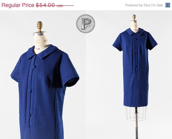 SALE....two day sale // 1960s dress xl 1x / 60s navy blue shift dress : Skyway