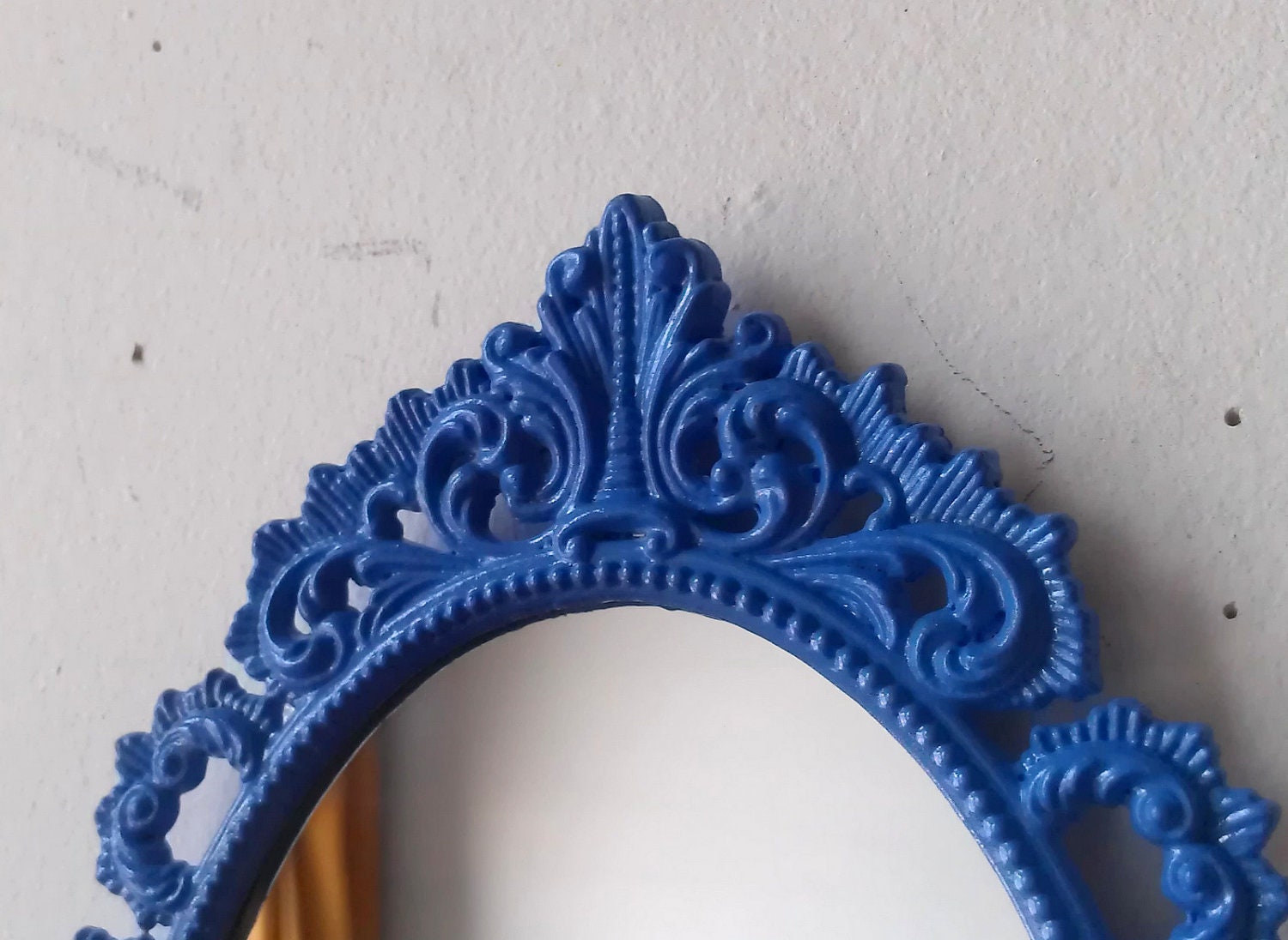 Oval Wall Mirror in Miniature Vintage Periwinkle Blue Frame