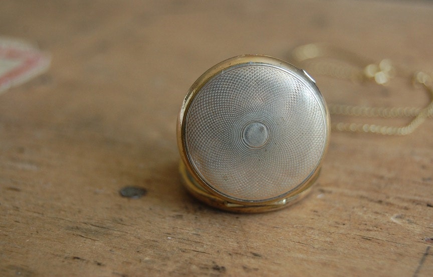 antique pocket watch locket / round locket / AT THE QUAI