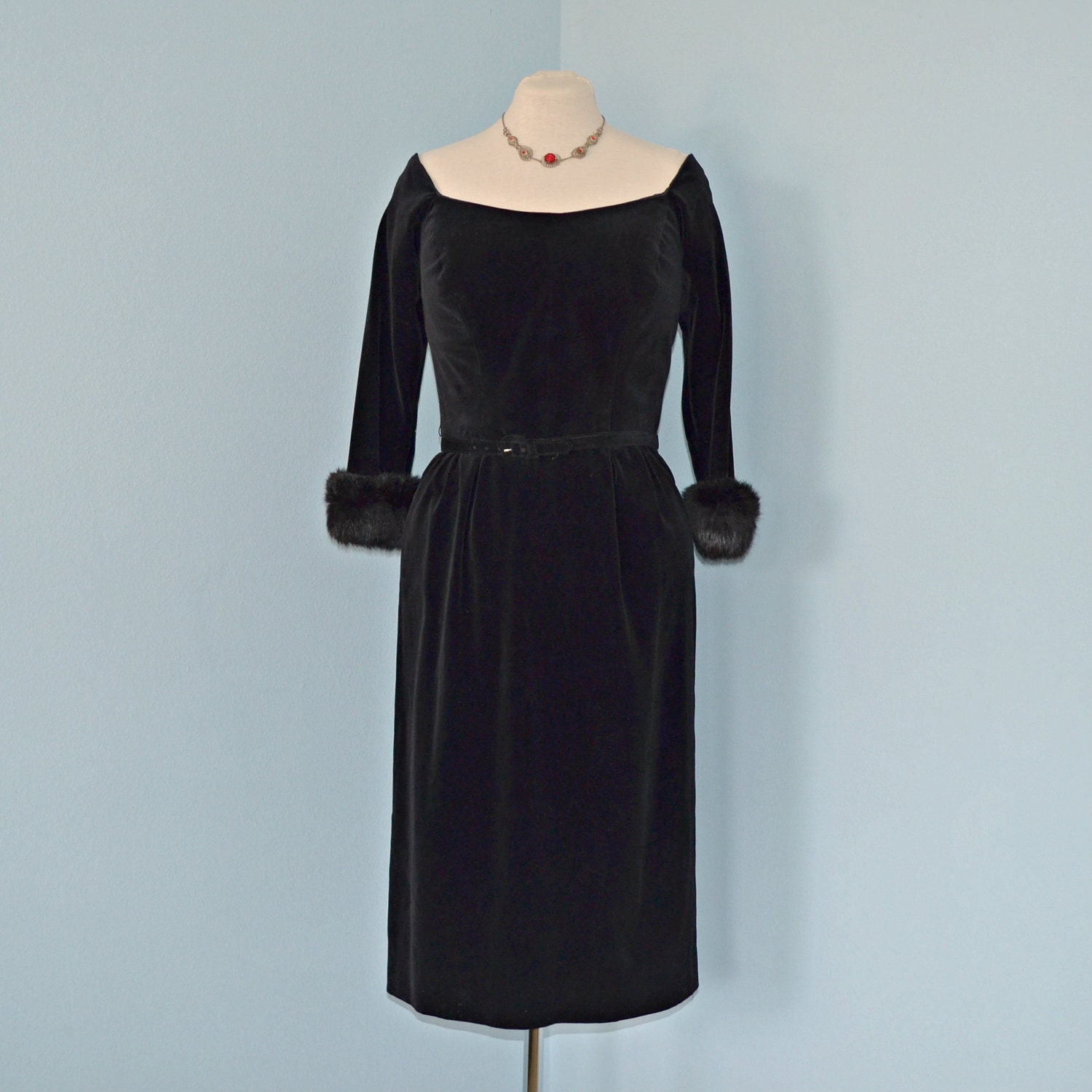Vintage 1960s Velvet Cocktail Dress...Rich Midnight Black TABAK OF CALIFORNIA Velvet Cocktail Dress Party Dress Mad Men Large