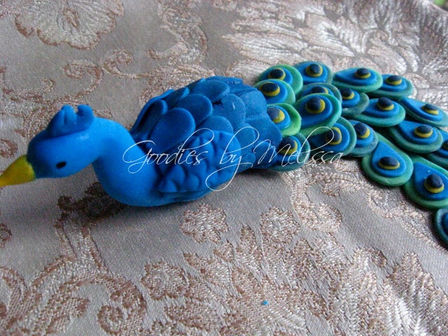 Fondant peacock cupcake/cake topper (EDIBLE)