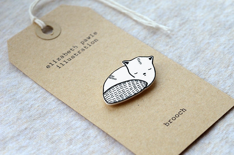 Sleeping cat brooch - by elizabeth pawle - modern design - hand drawn hand cut - illustration pin badge
