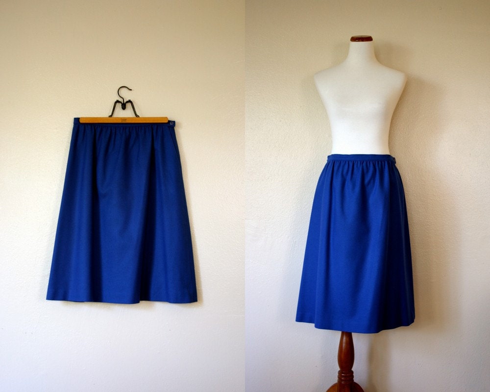 SALE Vintage PENDLETON Skirt / 80's Wool A-line skirt / Medium