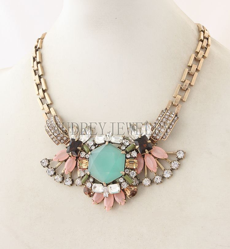 bubble necklace,birthday gift,beadwork necklace,Beaded Jewelry,bib necklace,statement necklace,pendant necklace