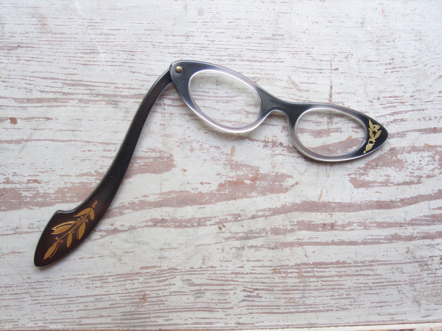 Cat Eye Reading Glasses with Folding Handle by momentofnostalgia