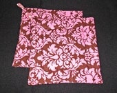 Pink Damask Pot Holders (Set of 2)