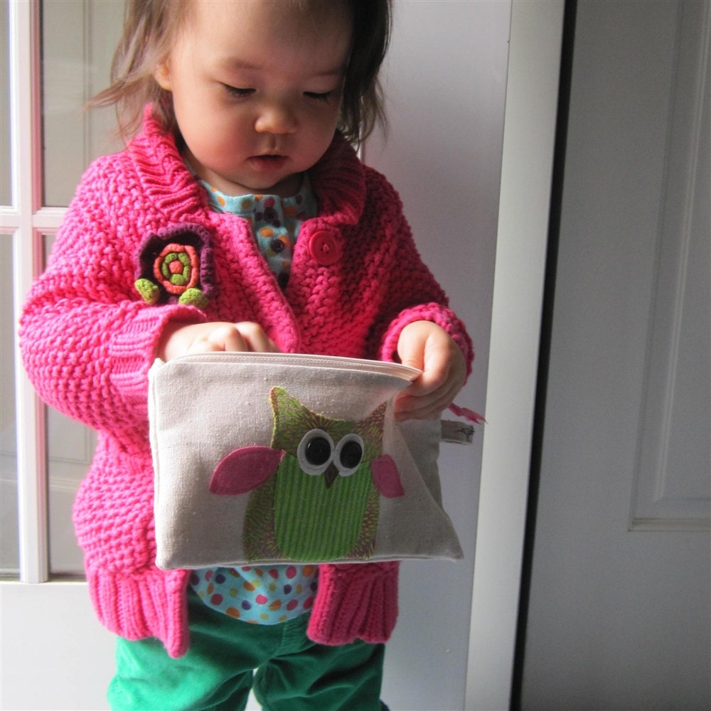 owl zipper pouch, small hand bag, green and pink, gift for her, READY to SHIP by mamableudesigns on etsy