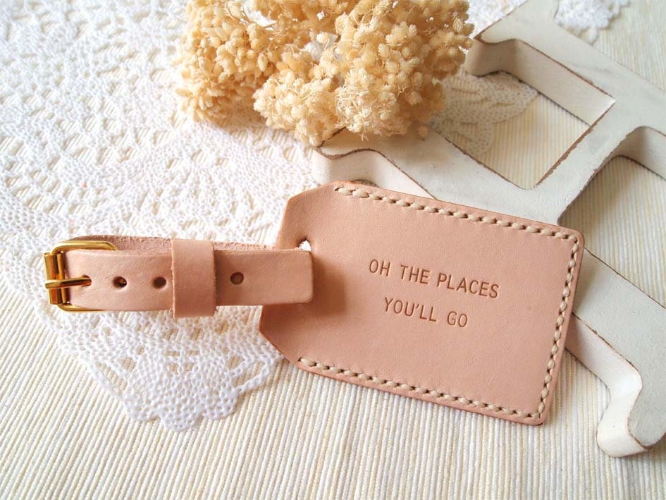 Luggage Tag with Back Window - Nude (O) - Personalized - Leather - Hand Stitched