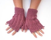 Fuschia pink wool Fingerless lace gloves / mittens hand knitted with picot edging