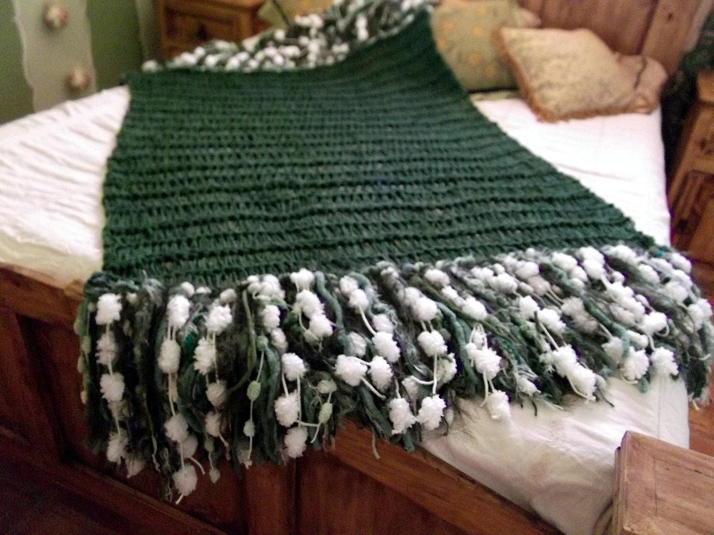 Green Blanket Throw Afghan Green and White Fringe Home Decor Housewares