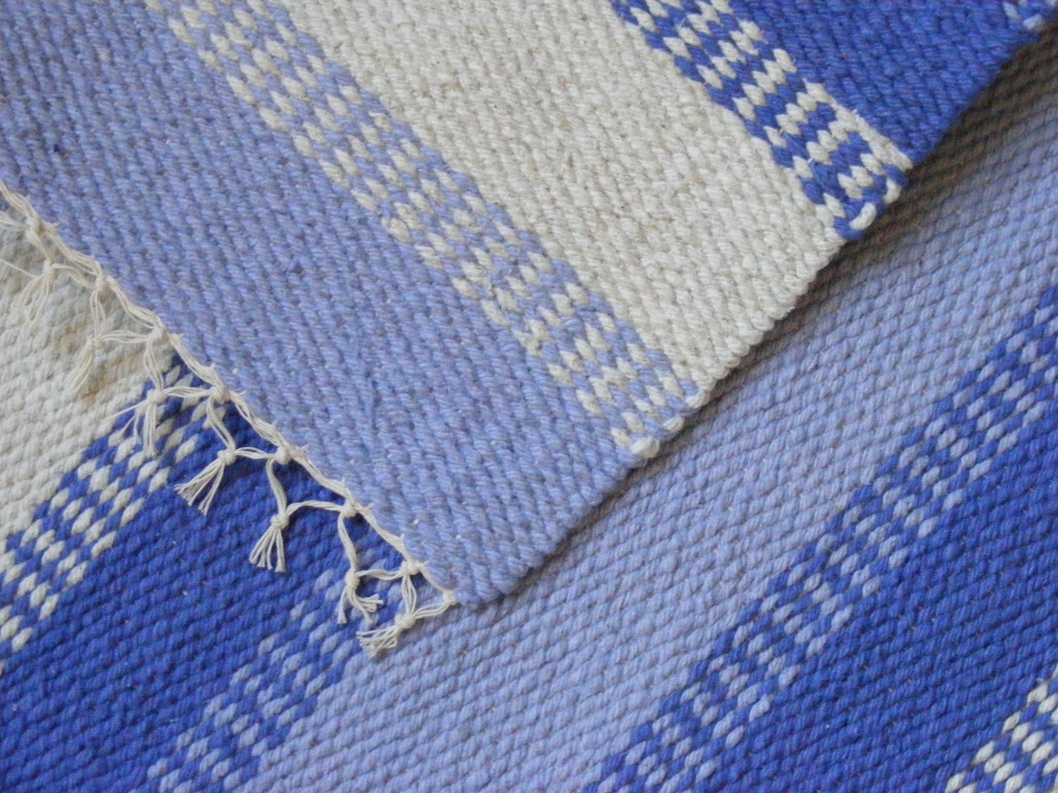 Hand Woven Rug - 23" x 33"