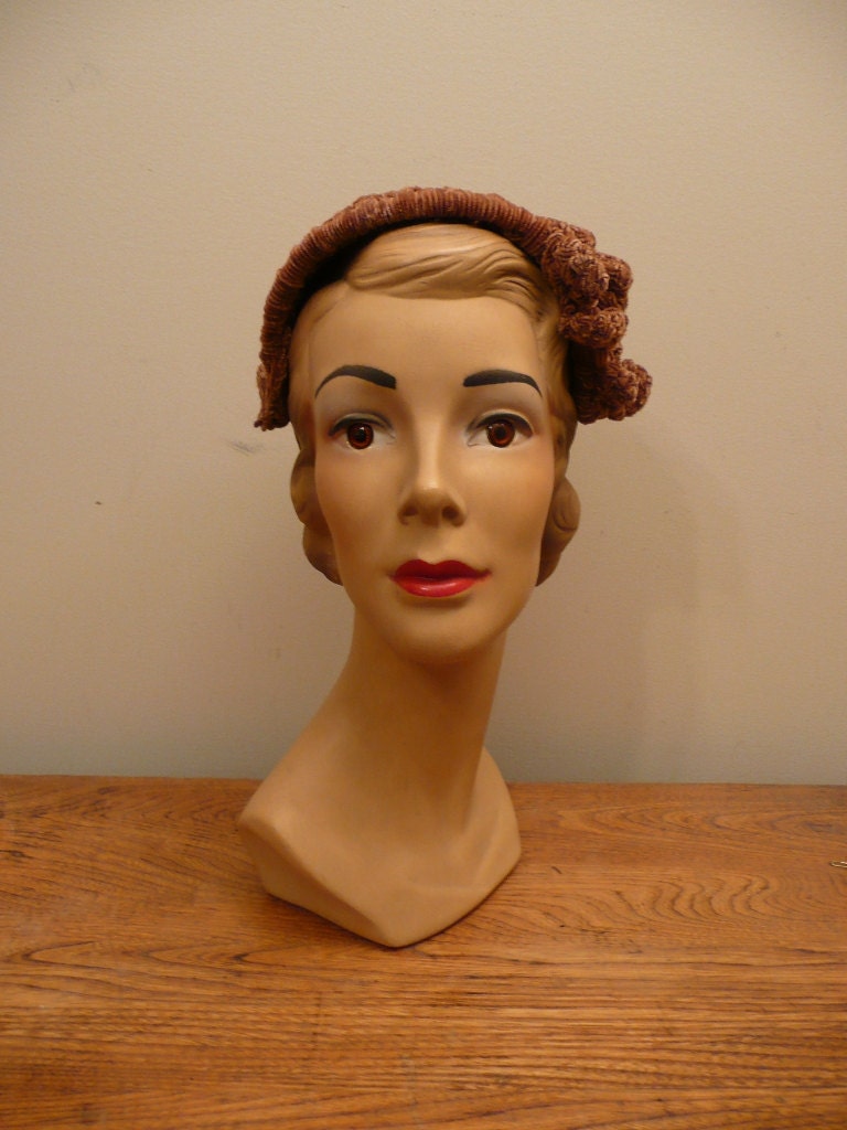 Vintage 1950s Hat Knit Chenille
