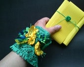 Cuff bracelet in green, yellow and blue