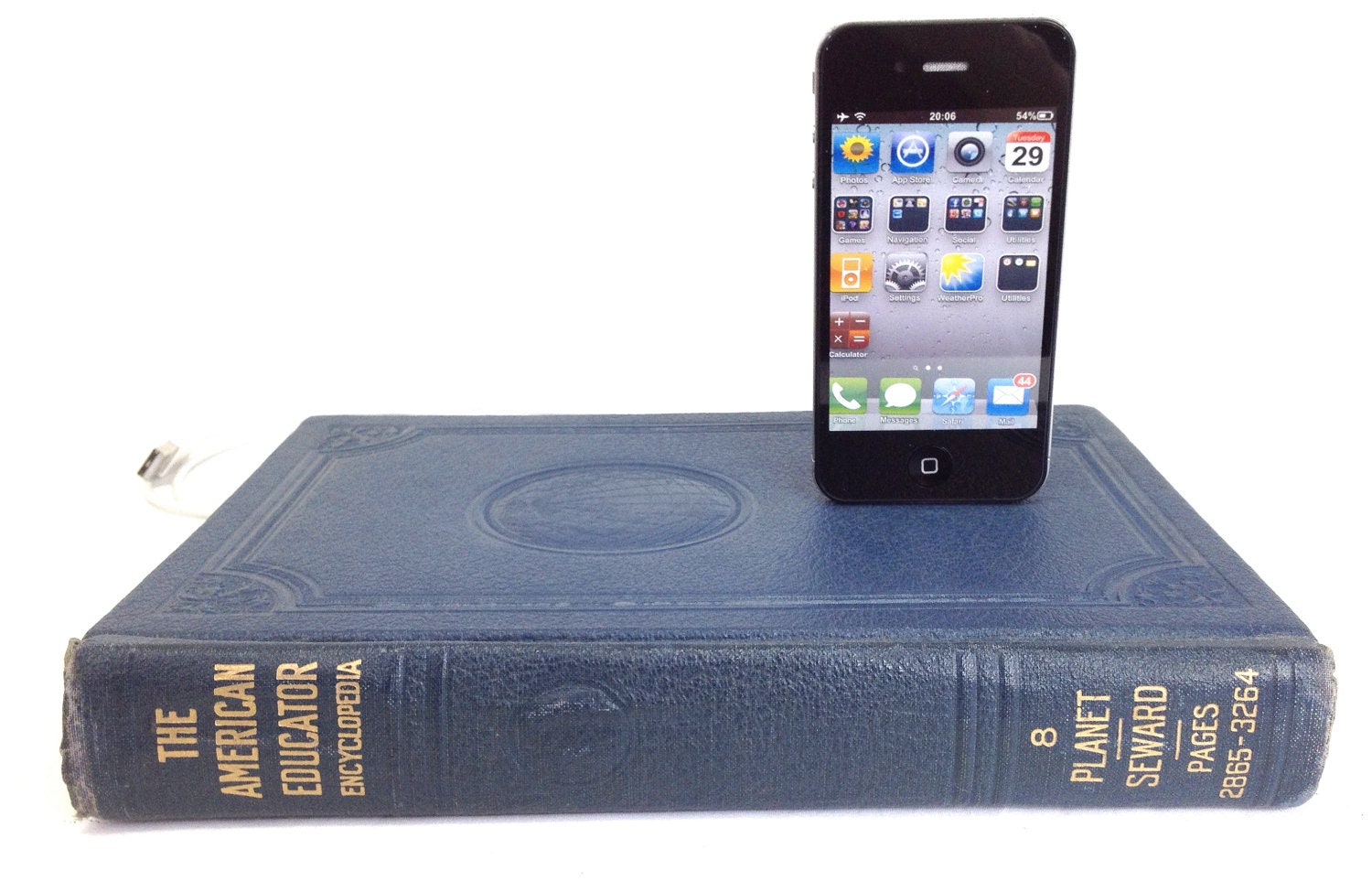 Vintage Encyclopedia booksi for iPhone and iPod - The World Educator