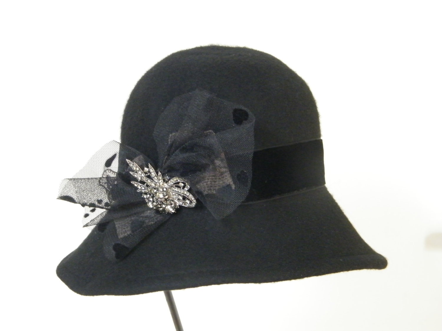 Downton Abbey black felt hat - large winter hat, cloche 20's style hat U.K. - RanaHats