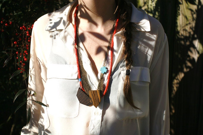 The Dagger Wood Necklace