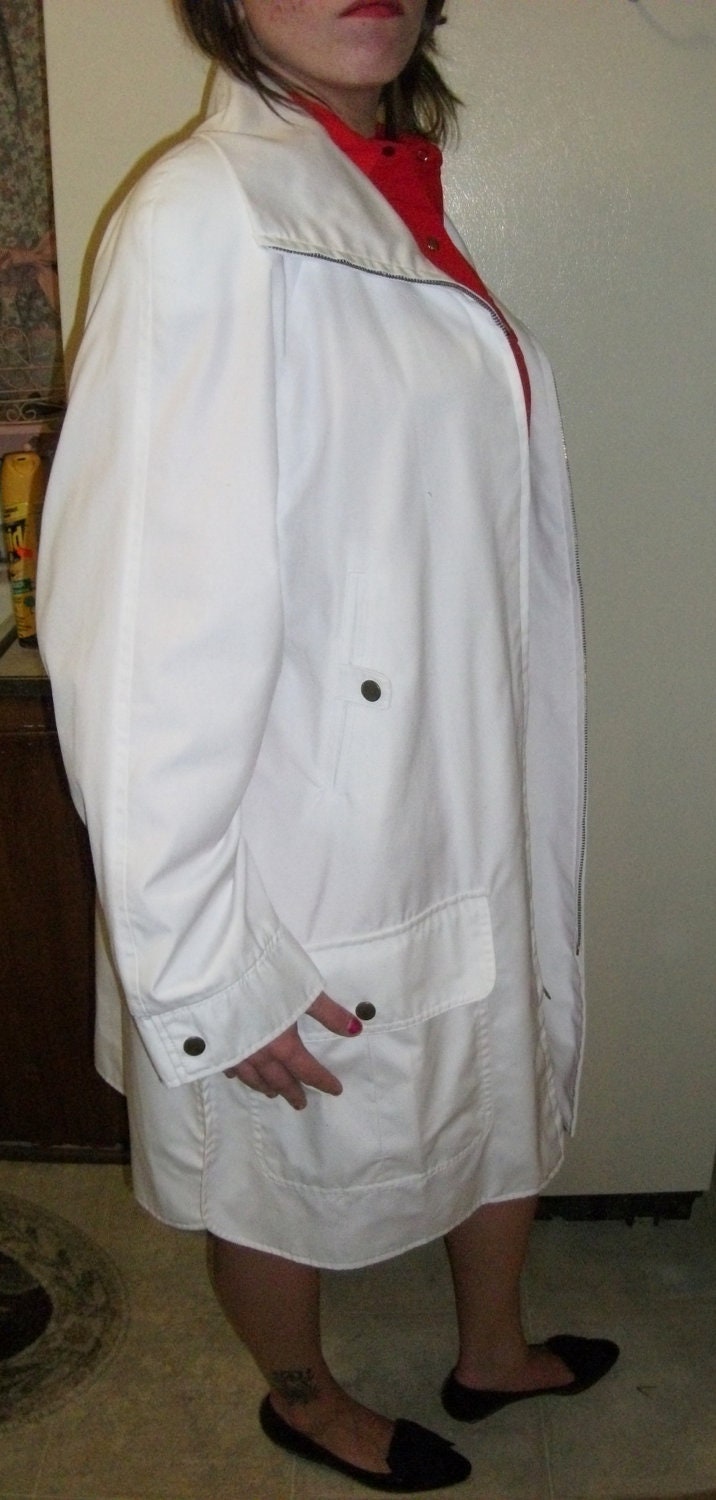 Vintage White Richards & Jones Zip Front 5 Pocket Windbreaker Jacket Medium Only 9 USD