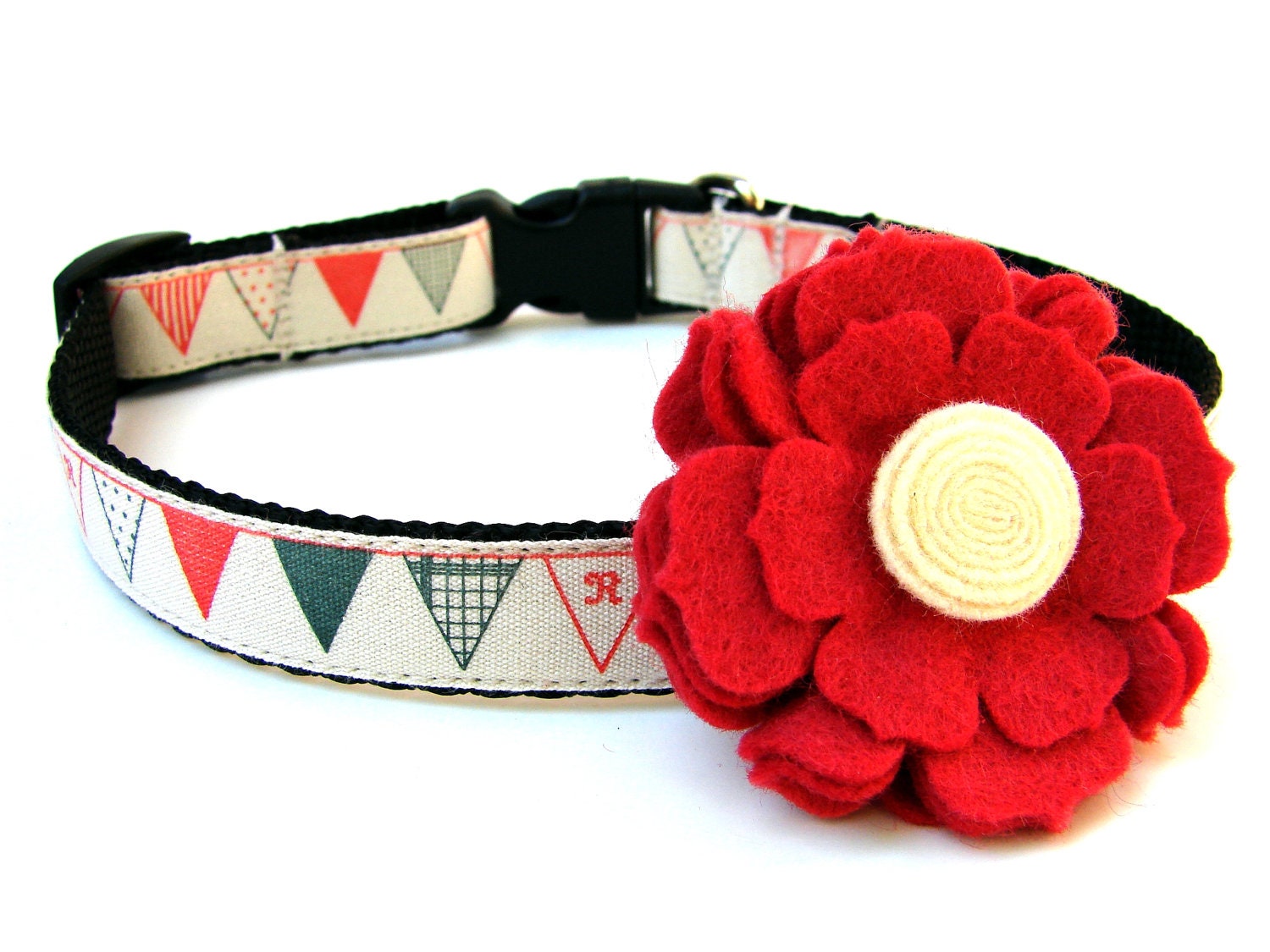Unique Dog Collar Bunting Flags