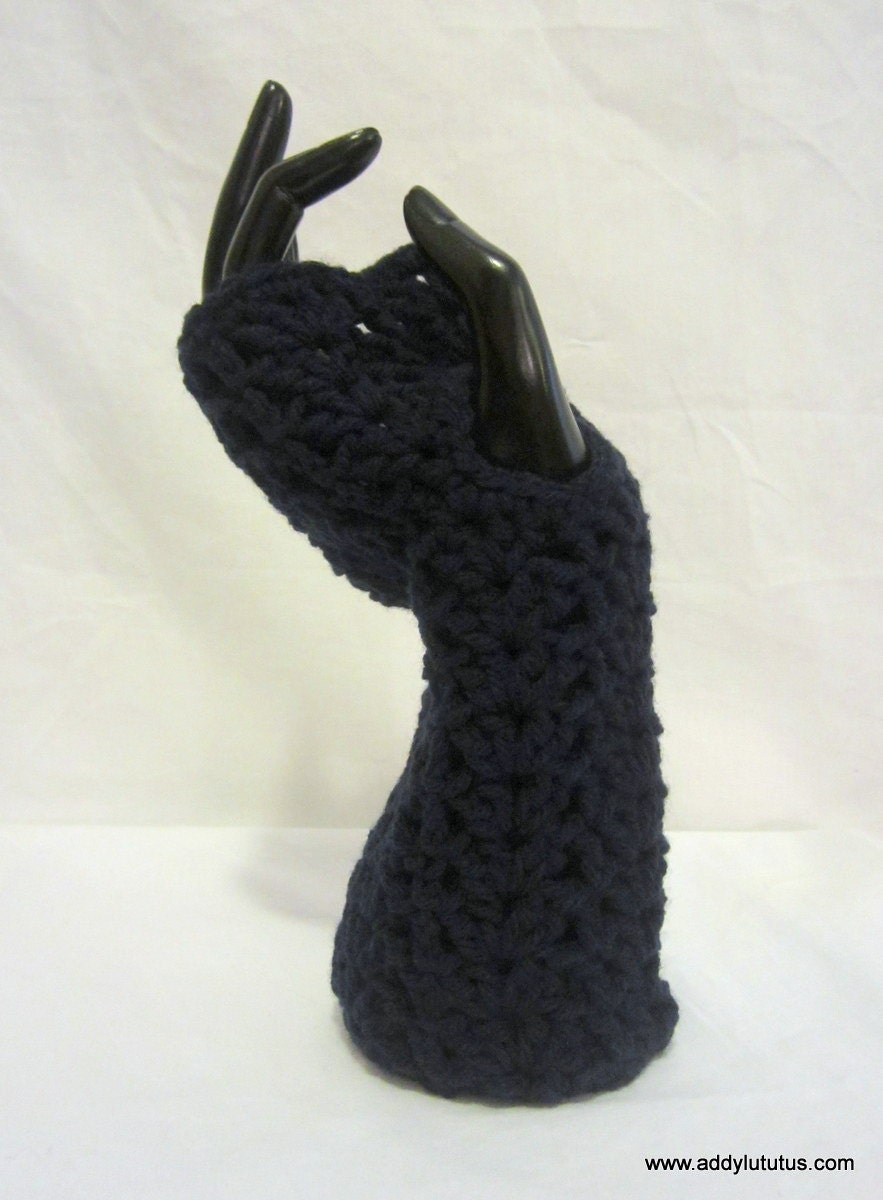 SALE, NOW 33% OFF:   Navy Blue crocheted fingerless gloves/wrist warmers
