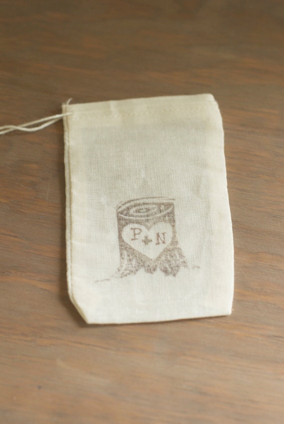 Muslin Favor Bags: Customizable rustic tree trunk and initials. Perfect for weddings, showers. Custom amounts available.
