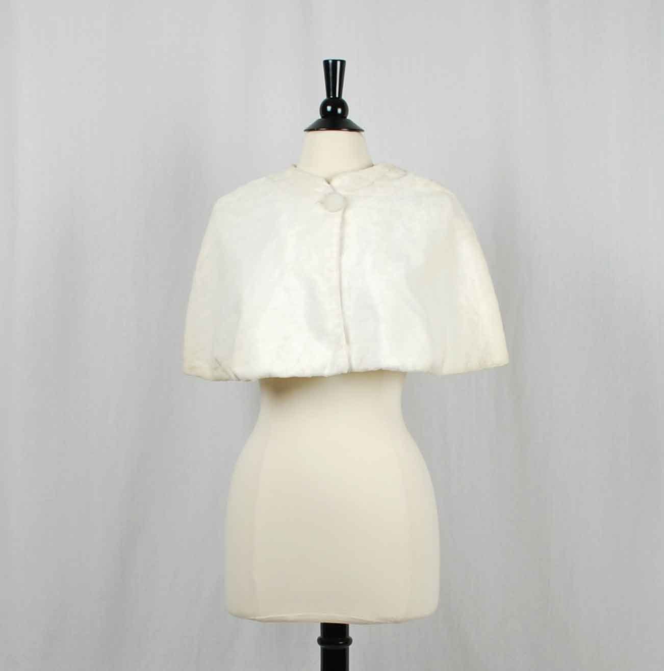 1950s White Velvet Capelet // Vintage Ivory Wrap From A Specialty House Fashion // S M L
