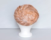 Vintage 1950s feather hat