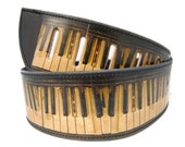 Handmade leather guitar strap - vintage PIANO keyboard