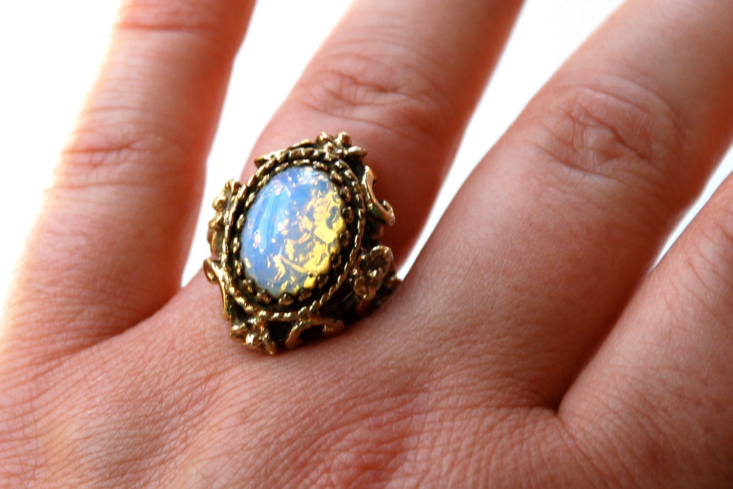 Vargas Moonstone Ring 18K HGE Filigree Size 7 1/2 or 8 Vintage Jewelry