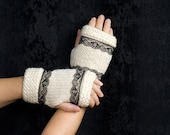 On Sale CREAM Fingerless gloves with BLACK lace.Hand made. Autumn and winter gloves. Knitting gloves.