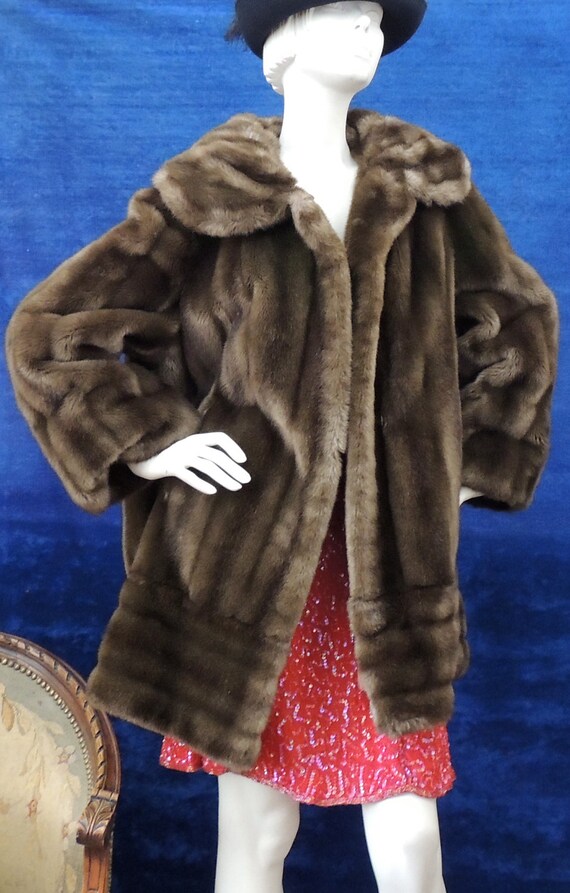 Faux Fur Coat/VIntage Fur Coat Vintage 1960s/ by SusieQsFlashback