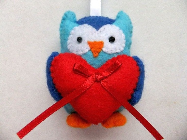 Felt Turquoise BLUE BABY OWL with love heart handmade hanging animal doll ornament decoration nursery party Valentines Christmas