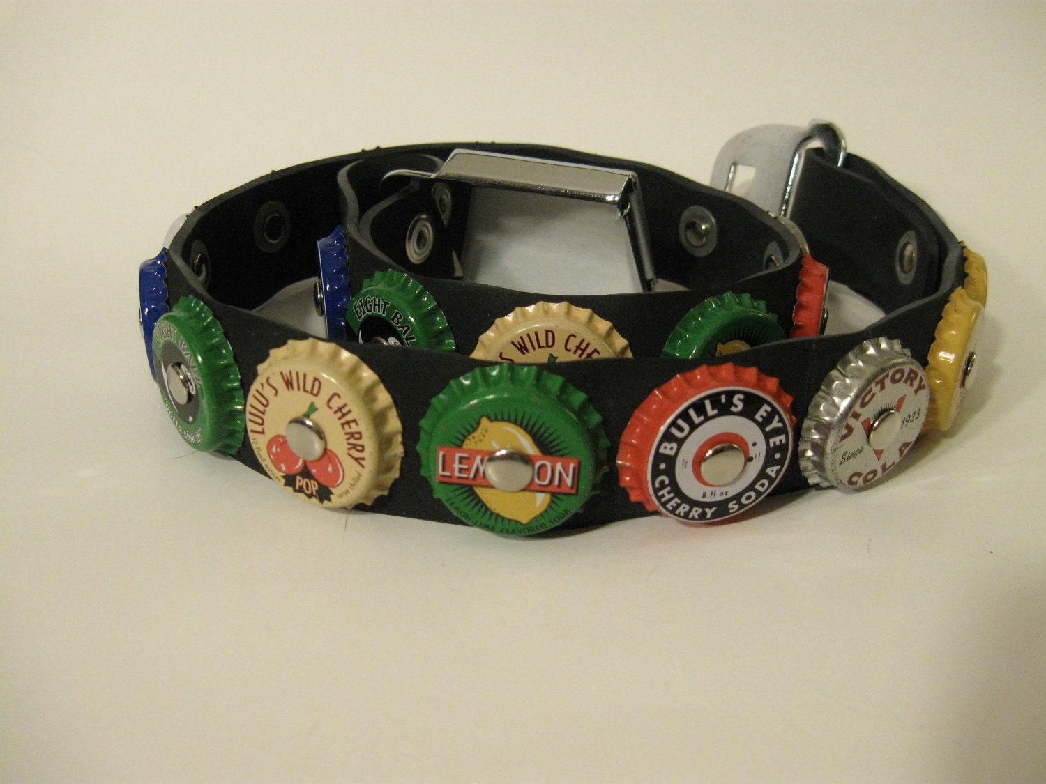 BOTTLE CAP BELT Soda Cap Littlearth Soda by thesilversilhouette