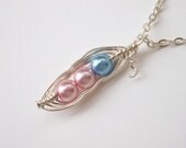 Custom Pea Pod Necklace - Pea Pod Jewelry - Baby Pea Pod - Personalized Mothers Gift
