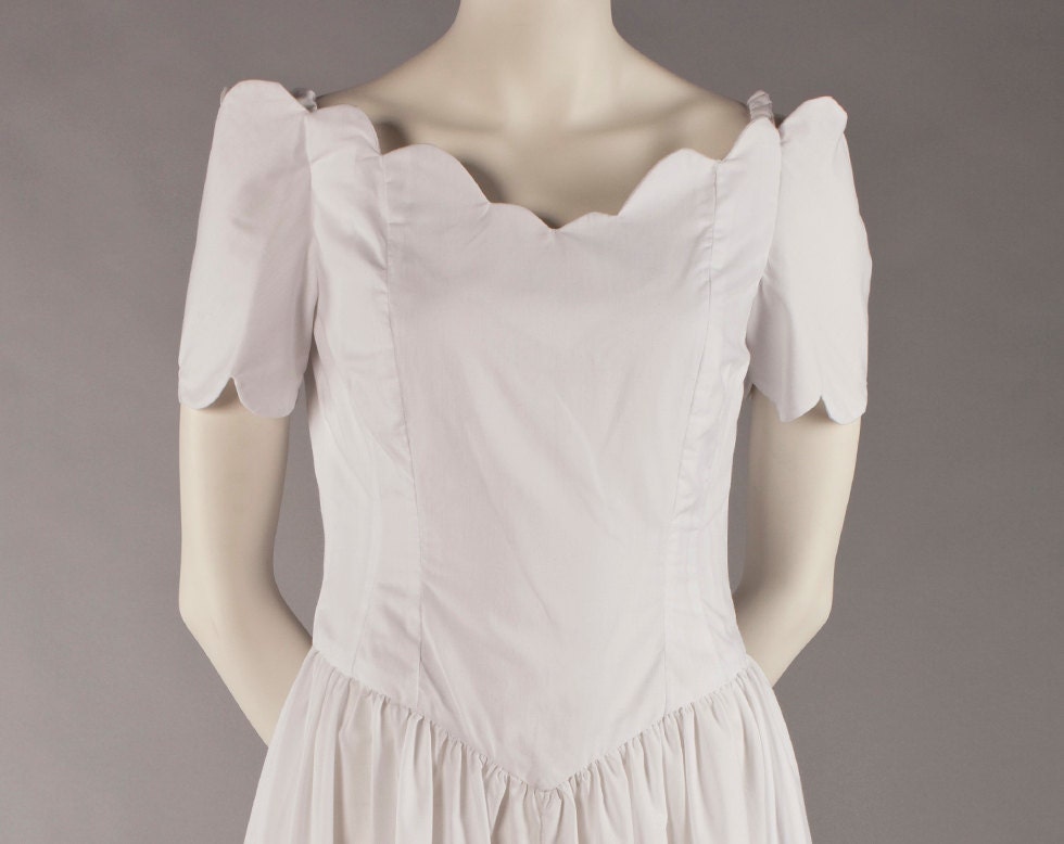 Sweet as Sugar: Scalloped edge short sleeve white cotton dress