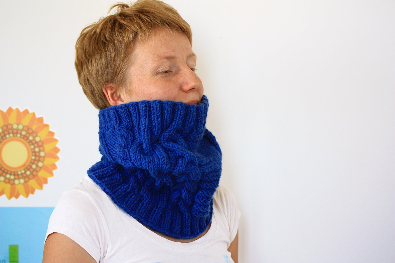 Knit Chunky Cowl Cable knit Scarf, Infinity Circle Scarf, Royal blue Navy Cowl, Unisex Neckwarmer, READY TO SHIP