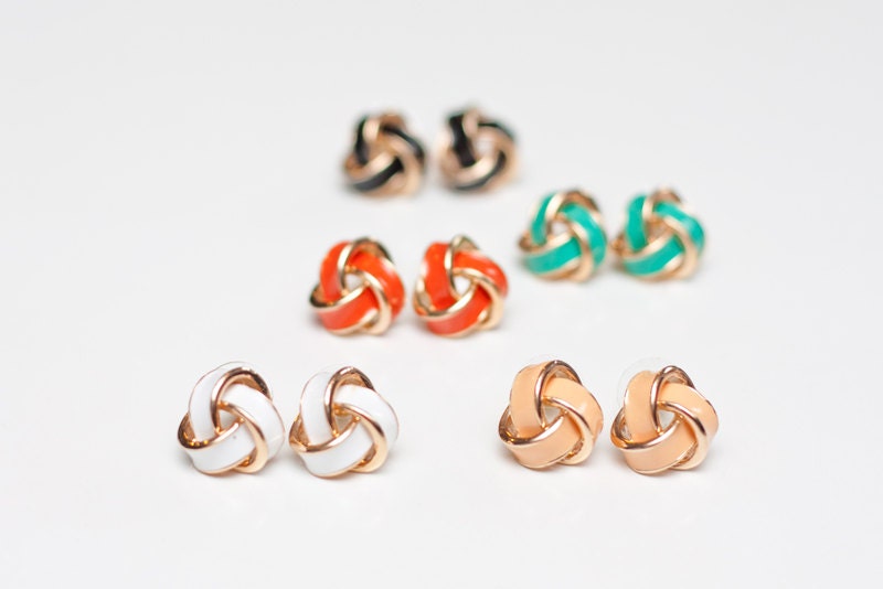 LoveKnot Post Earrings in Blush (Pink)